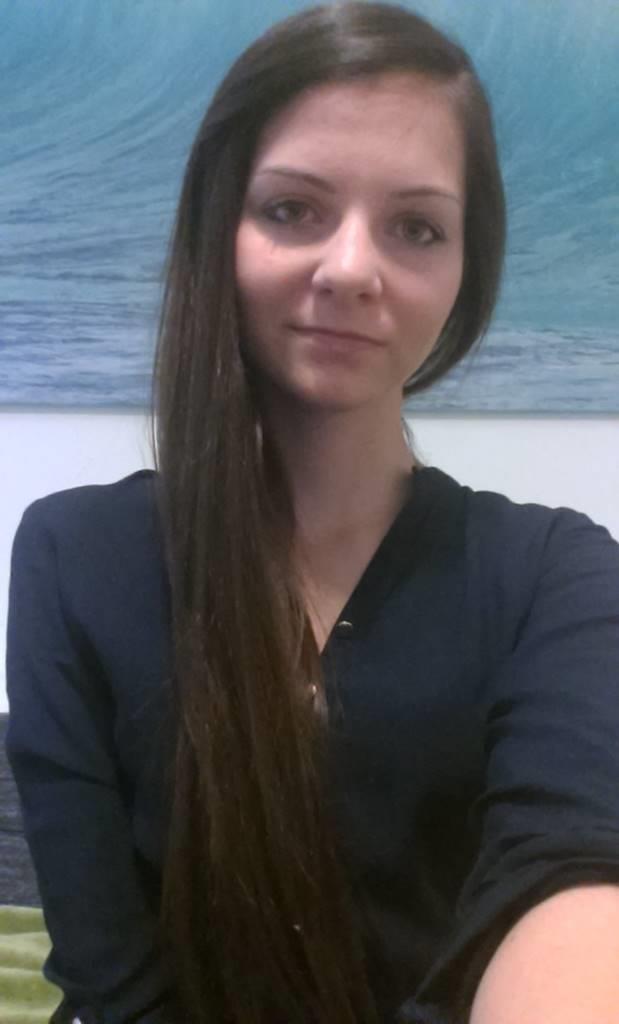 hundesitter w melanie 8d3b8d88-a06e-4a64-96d7-ff3f567d4f82